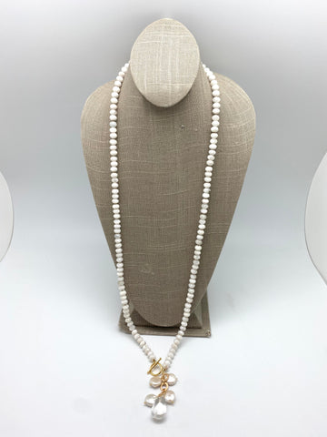 Ellinor Clasp Necklace - white moonstone