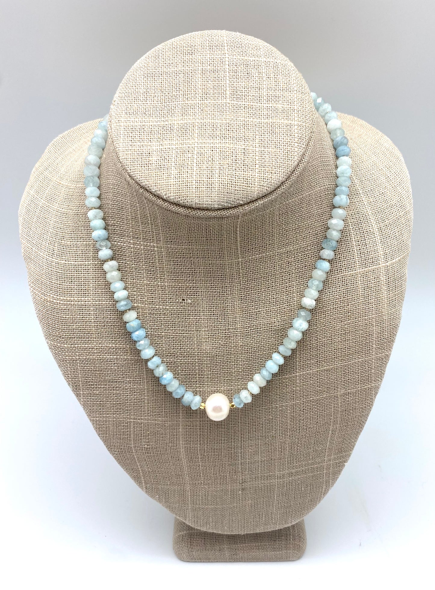 Maja necklace - aquamarine