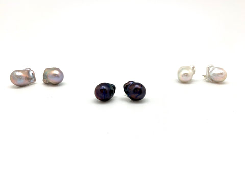Baroque Stud Earrings - white pearl