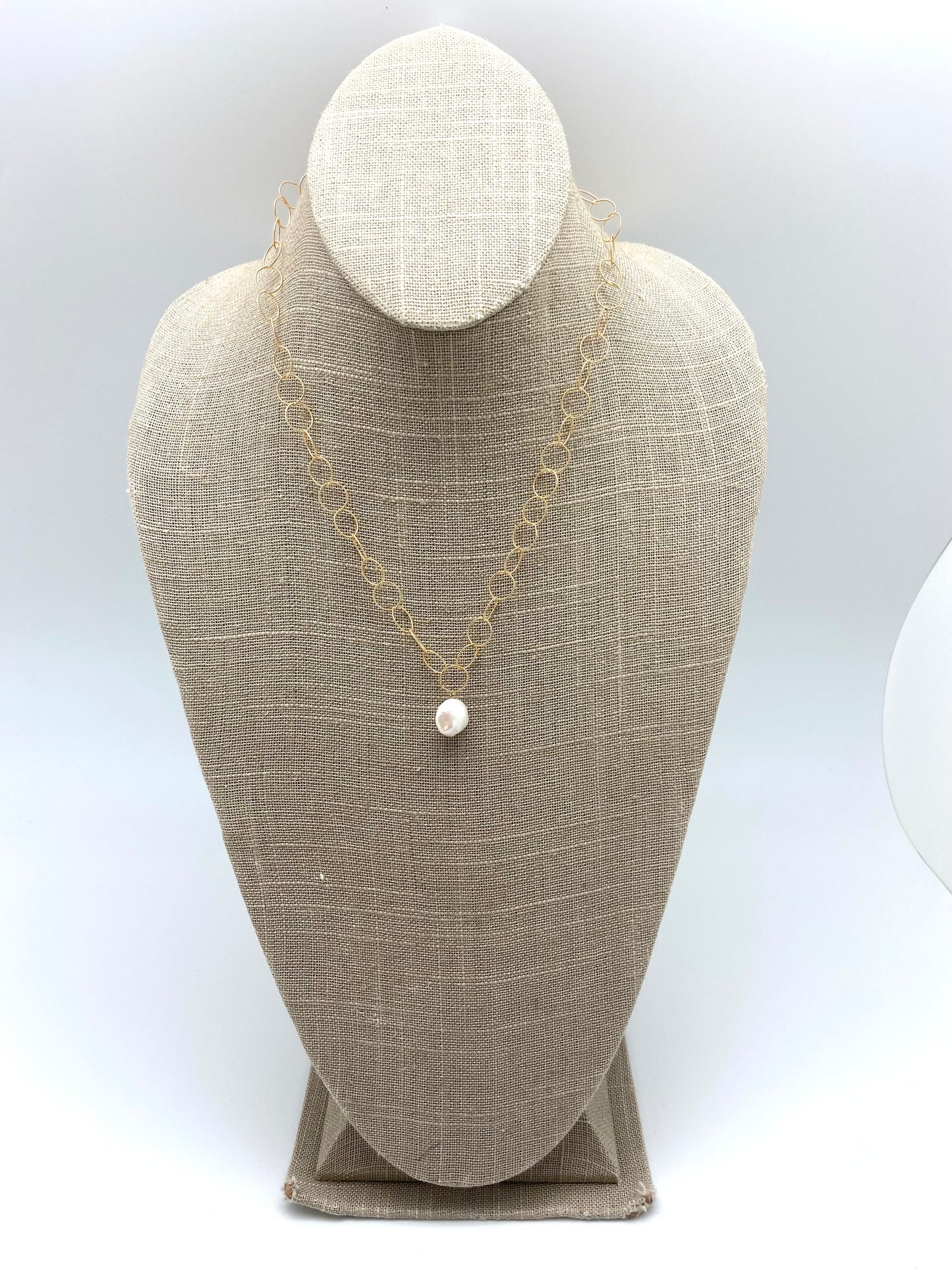 Elsa short necklace - gold fill