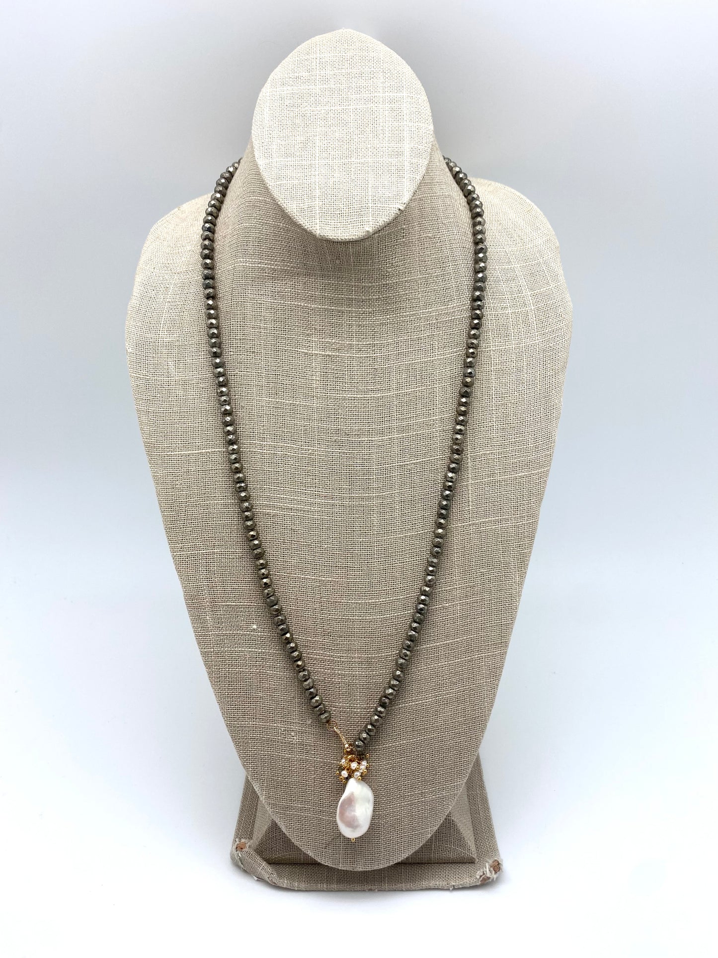 Elin necklace - pyrite