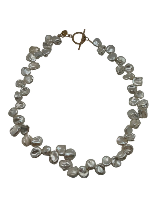 Chloe Keshi Necklace - white pearl