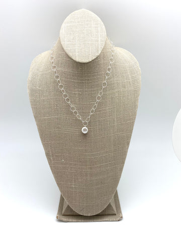 Elsa short necklace - silver/white