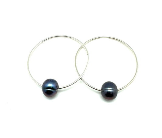 Mia pearl hoop - silver peacock