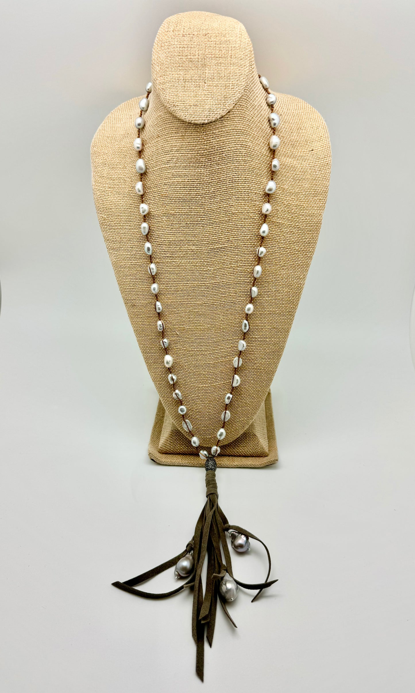 Ella Necklace - grey pearl/taupe