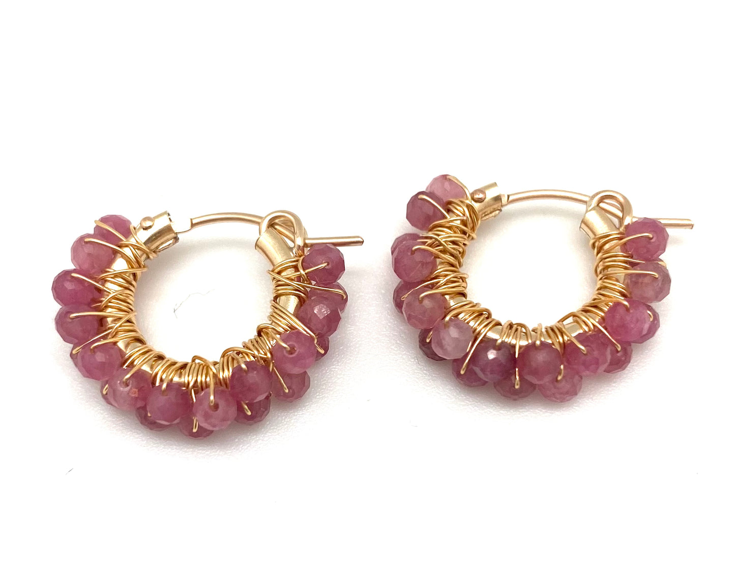 Diddi beaded hoop - pink tourmaline