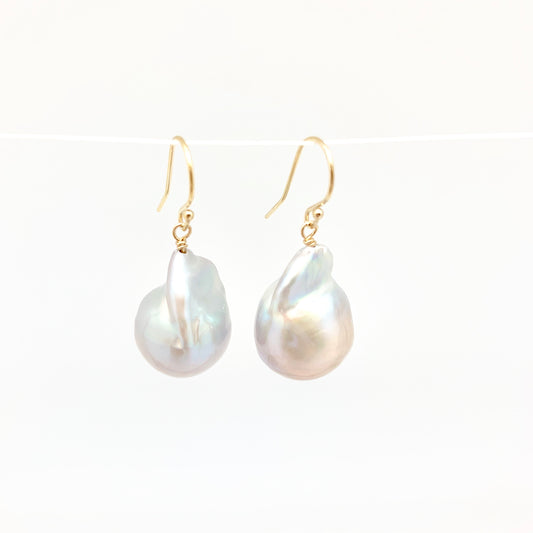 Baroque Earrings - gold/light grey