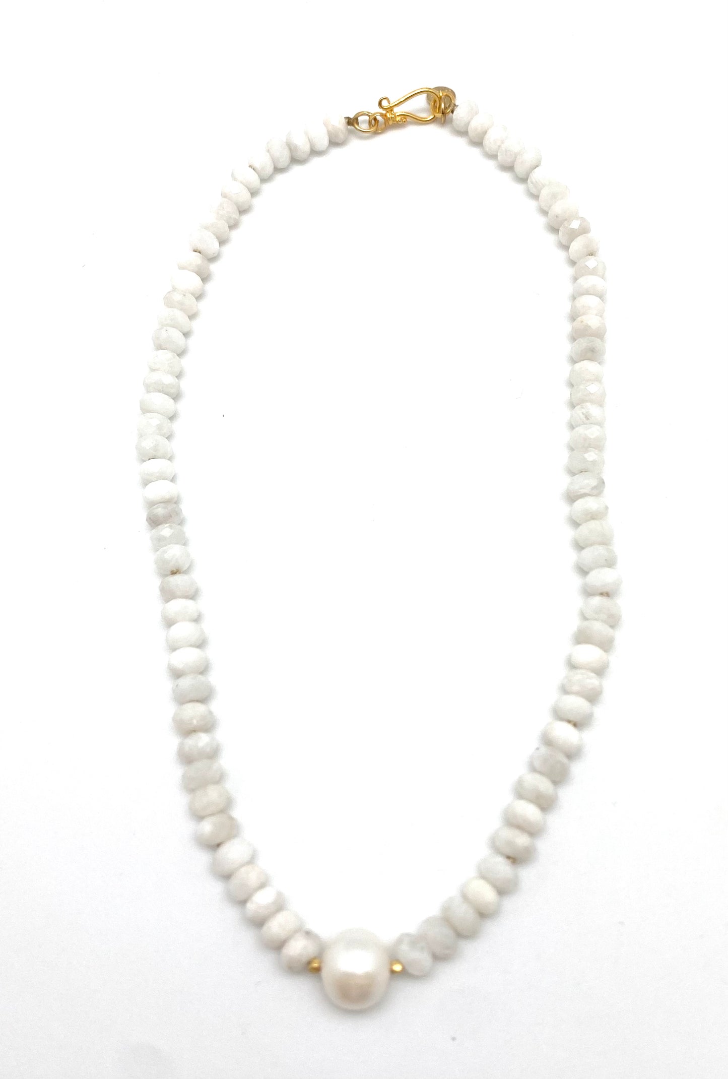 Maja necklace, white moonstone