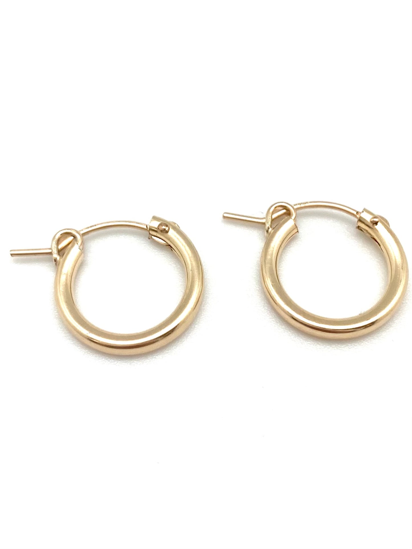 Nina hoop - small plain gold