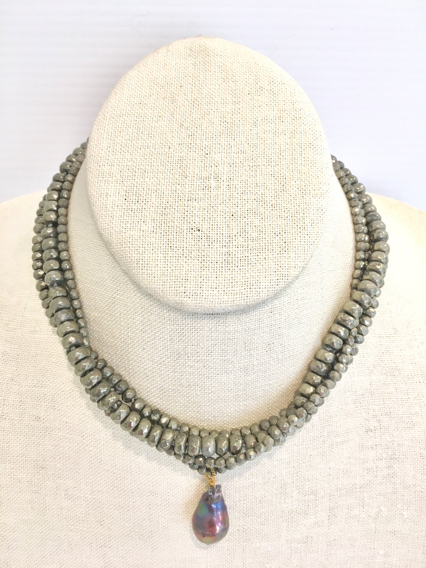 Karin necklace, pyrite