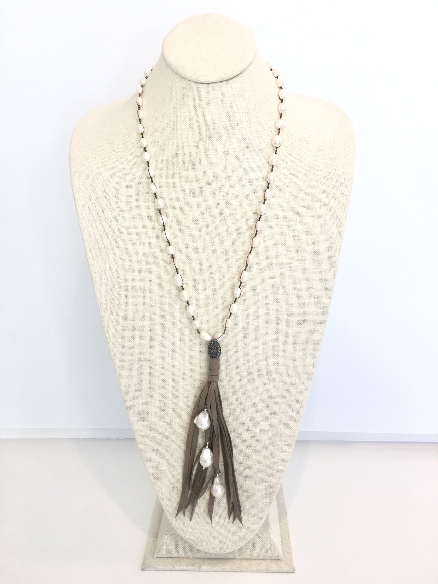 Ella Necklace - white/taupe