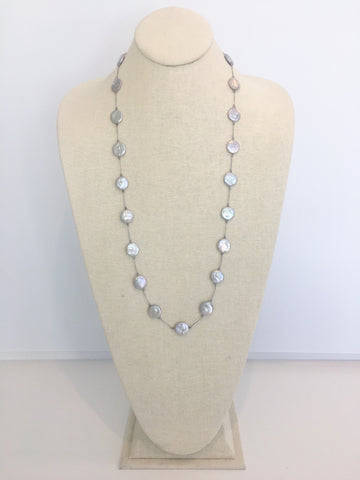 Elsa silk necklace, grey pearl