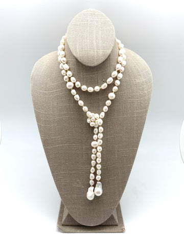 Alice lariat, white pearl