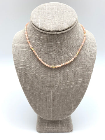 Sigrid beaded necklace - pink moonstone