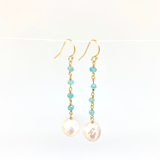 Dangle baroque earrings - aquamarine, white pearl