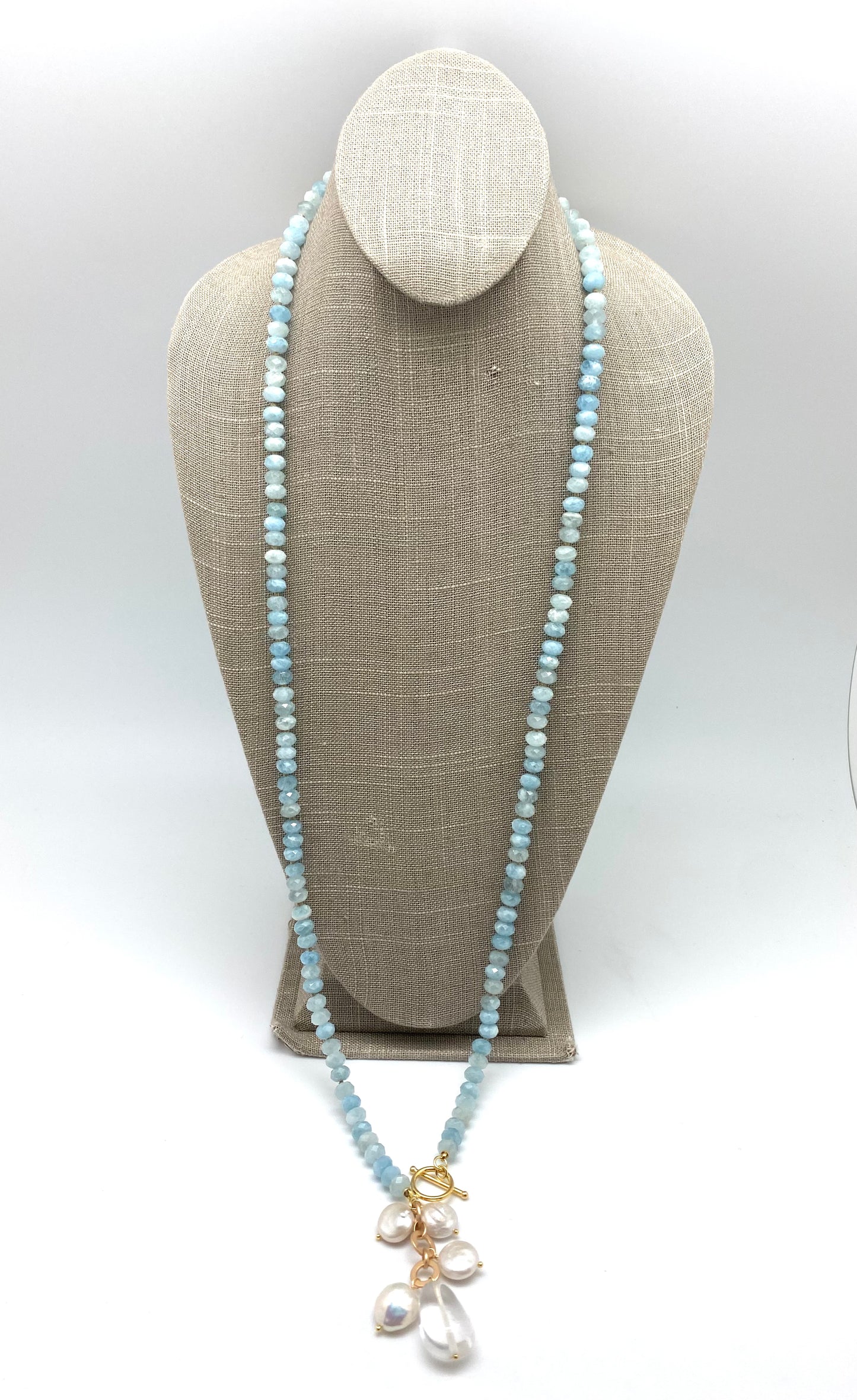 Ellinor Clasp Necklace - aquamarine/crystal