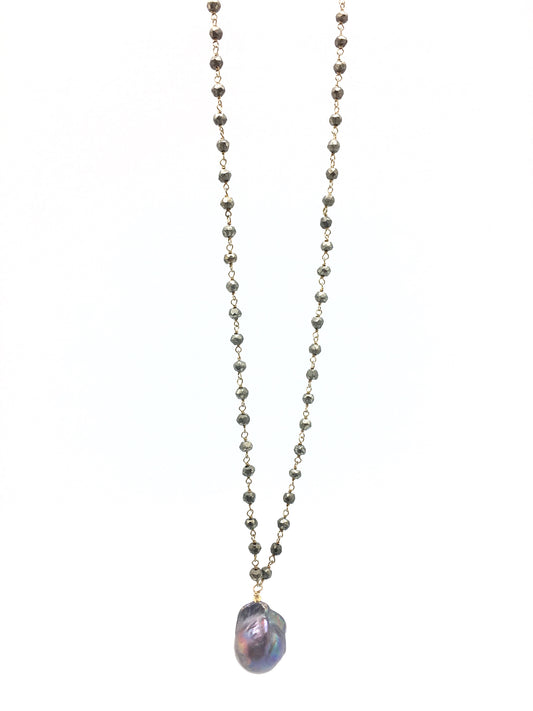 Diddi Long - pyrite/peacock grey baroque pearl