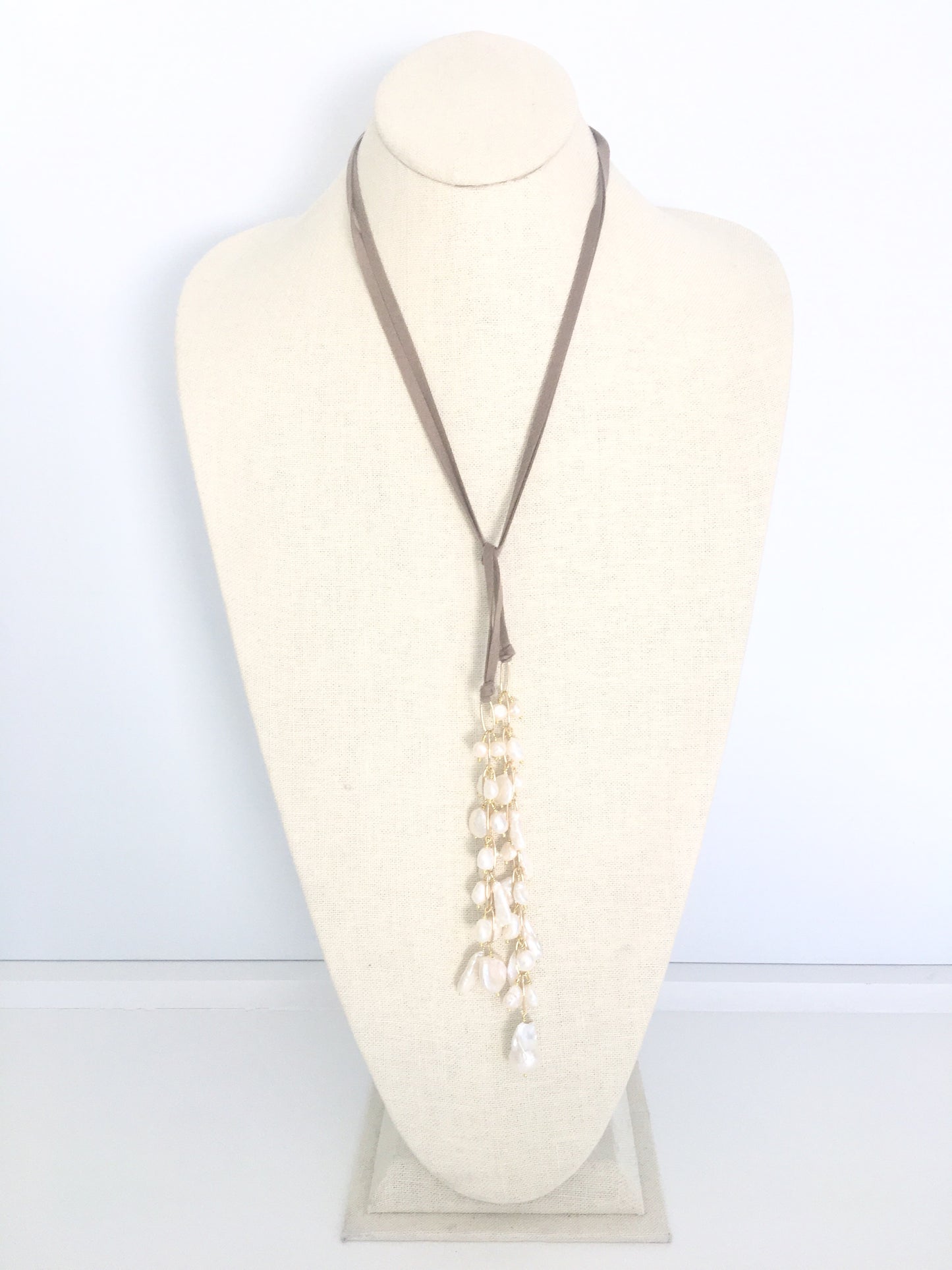 Astrid Lariat - gold/taupe