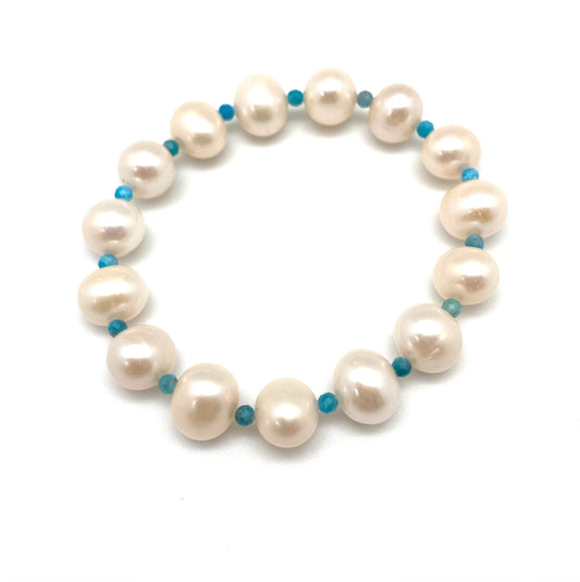 Margareta pearl bracelet, apatite