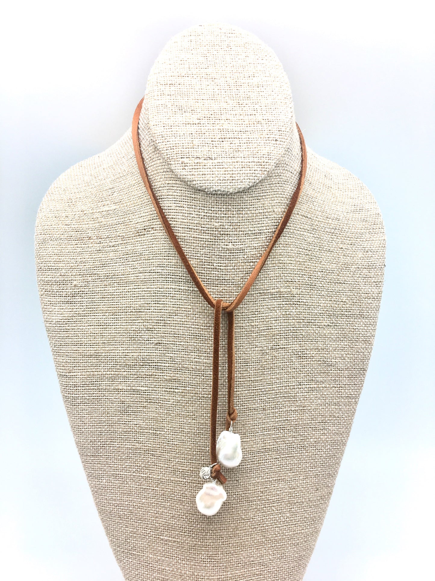 Baroque Lariat - white/light brown