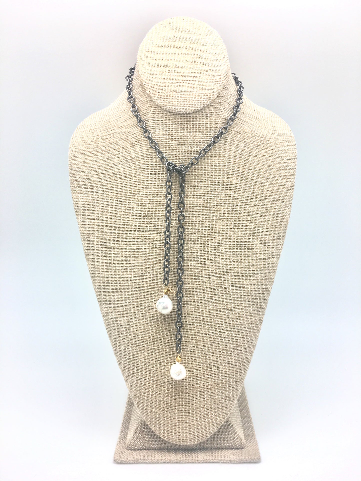 Malin, oxidized lariat