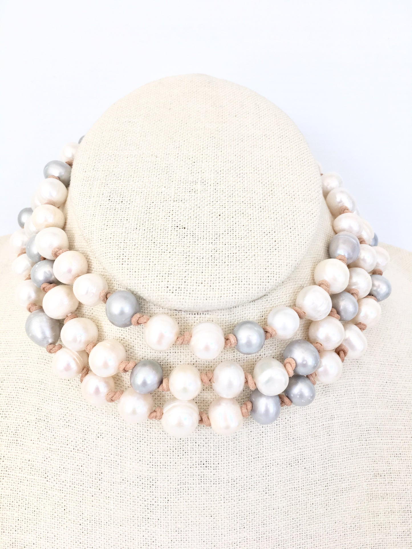 Ellen necklace - natural/white/light grey