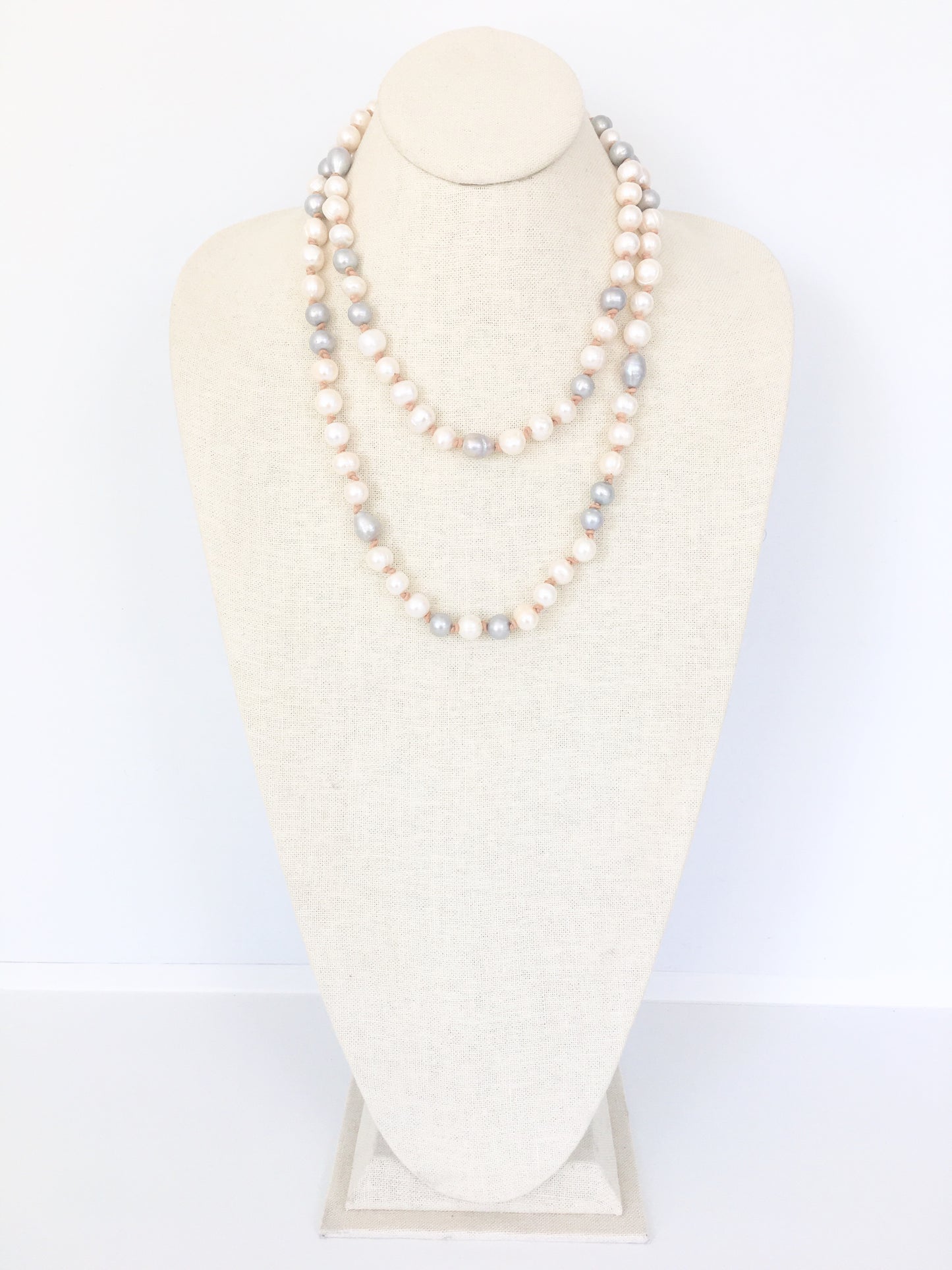 Ellen necklace - natural/white/light grey